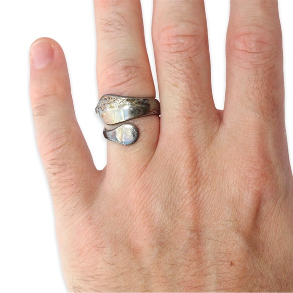 Vintage Oneida Community Sterling Silver Plated Spoon Ring Size 8 Wrap Bypass - Picture 4 of 4